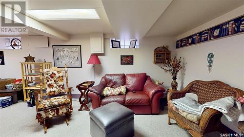 156 Connaught Crescent, Regina, SK - Indoor Photo Showing Living Room