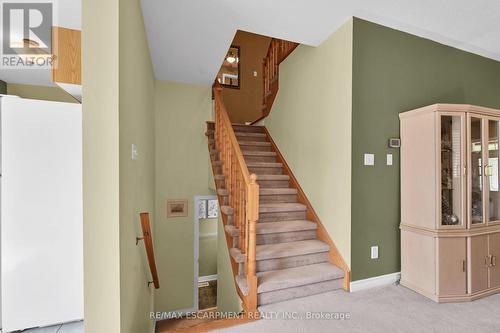 28 Titan Drive, Hamilton, ON - Indoor Photo Showing Other Room