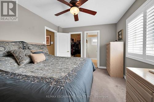 28 Titan Drive, Hamilton, ON - Indoor Photo Showing Bedroom