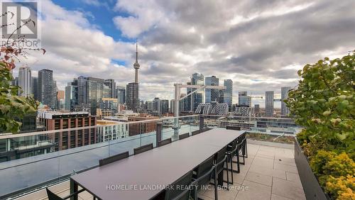 929 - 505 Richmond Street W, Toronto, ON - Outdoor With View