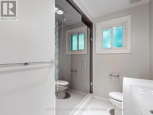 12220 Ninth Line, Whitchurch-Stouffville, ON - Indoor Photo Showing Bathroom