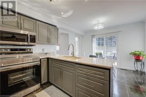 95 Sprucedale Crescent, Kitchener, ON - Indoor Photo Showing Kitchen