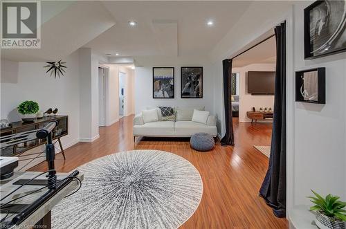 95 Sprucedale Crescent, Kitchener, ON - Indoor Photo Showing Living Room