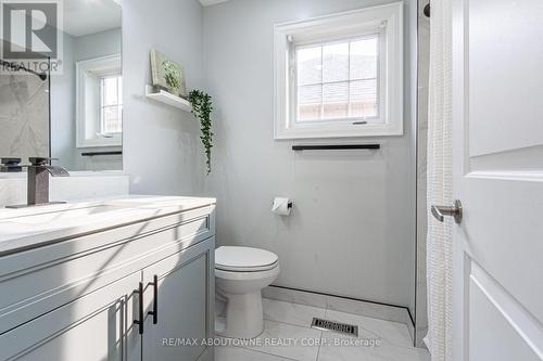 28 Bramcedar Crescent, Brampton, ON - Indoor Photo Showing Bathroom