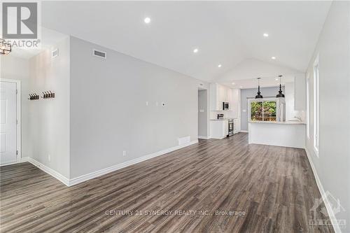 26 King Street, Lanark, ON - Indoor Photo Showing Other Room