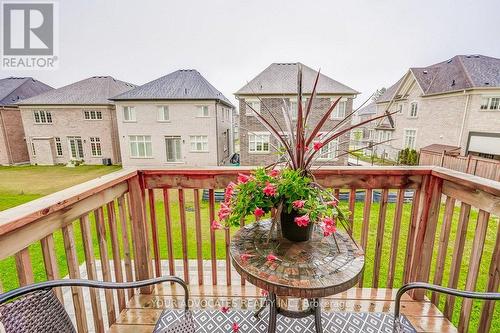 20 Drizzel Crescent, Richmond Hill, ON - Outdoor With Deck Patio Veranda With Exterior