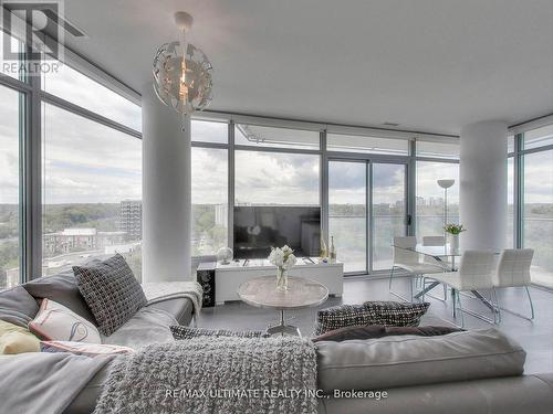 1514 - 103 The Queensway, Toronto, ON - Indoor Photo Showing Living Room