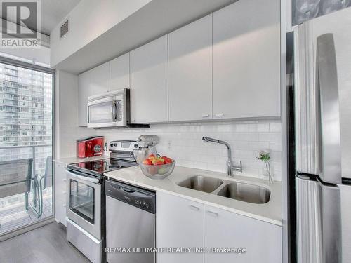 1514 - 103 The Queensway, Toronto, ON - Indoor Photo Showing Kitchen With Stainless Steel Kitchen With Double Sink With Upgraded Kitchen