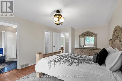 1370 Baycliffe Place, London, ON - Indoor Photo Showing Bedroom