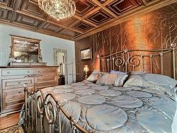 Master bedroom - 