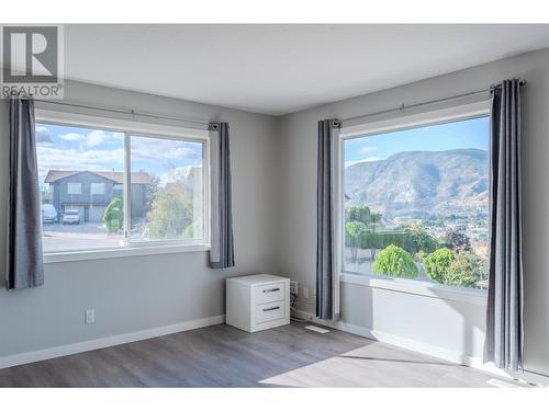 217 Greenwood Drive, Penticton, BC - Indoor