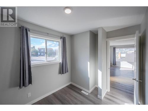 217 Greenwood Drive, Penticton, BC - Indoor Photo Showing Other Room