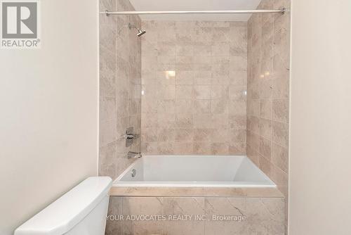 45 Raspberry Ridge Avenue, Caledon, ON - Indoor Photo Showing Bathroom