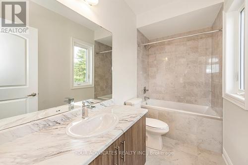 45 Raspberry Ridge Avenue, Caledon, ON - Indoor Photo Showing Bathroom