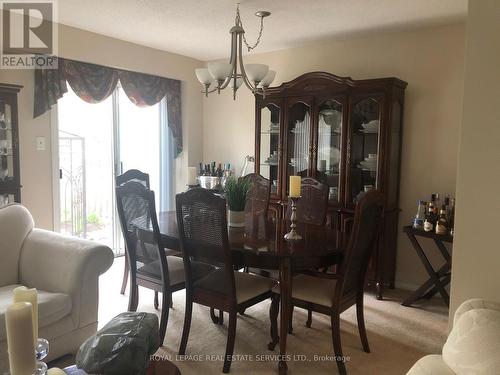 5039 Northern Lights Circle, Mississauga, ON - Indoor Photo Showing Dining Room