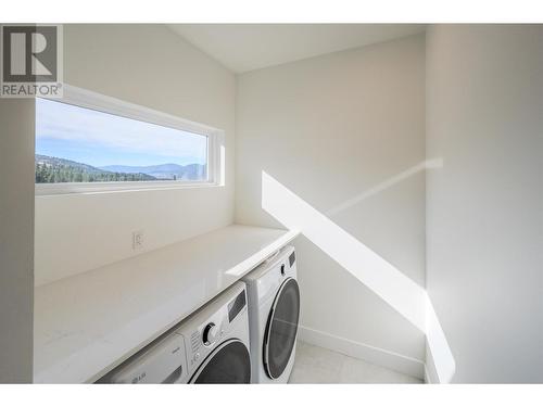 1125 Antler Drive, Penticton, BC - Indoor Photo Showing Other Room