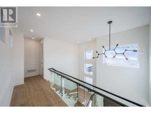 1125 Antler Drive, Penticton, BC - Indoor Photo Showing Bedroom