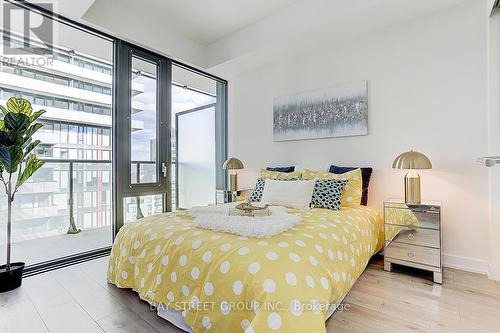 1708 - 161 Roehampton Avenue, Toronto, ON - Indoor Photo Showing Bedroom