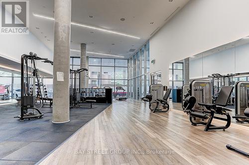 1708 - 161 Roehampton Avenue, Toronto, ON - Indoor Photo Showing Gym Room