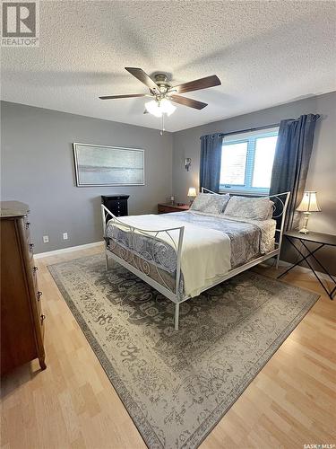 2140 Proton Avenue, Gull Lake, SK - Indoor Photo Showing Bedroom