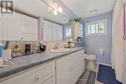 157 Labrador Drive, Oshawa, ON - Indoor Photo Showing Bathroom