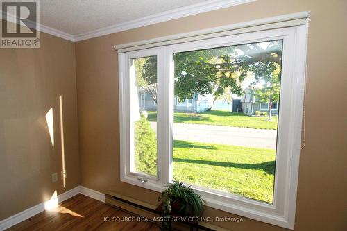 30 The Cove Road, Clarington, ON - Indoor Photo Showing Other Room