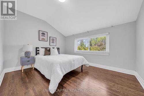 1513 Oxford Street, Oshawa, ON - Indoor Photo Showing Bedroom