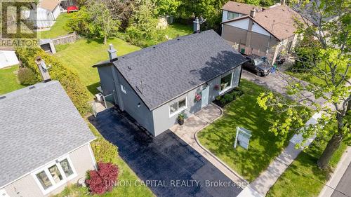 1513 Oxford Street, Oshawa, ON - Outdoor