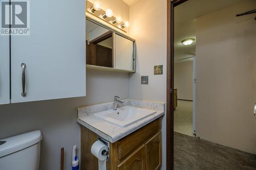 210 392 Killoren Crescent, Prince George, BC - Indoor Photo Showing Bathroom