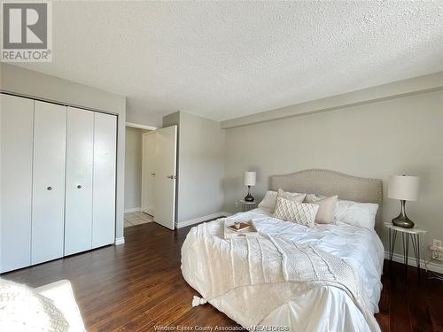 3936 Wyandotte Unit# 304, Windsor, ON - Indoor Photo Showing Bedroom