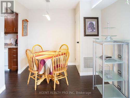 1107 - 860 Commissioners Street E, London, ON - Indoor Photo Showing Dining Room