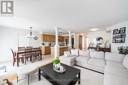 45 Joshua Boulevard, Whitby, ON - Indoor Photo Showing Living Room