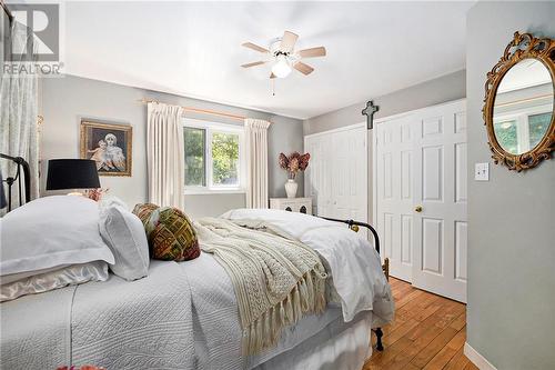 81 Old Kingston Road, Rideau Lakes, ON - Indoor Photo Showing Bedroom