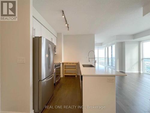 3310 - 4011 Brickstone Mews, Mississauga, ON - Indoor Photo Showing Kitchen