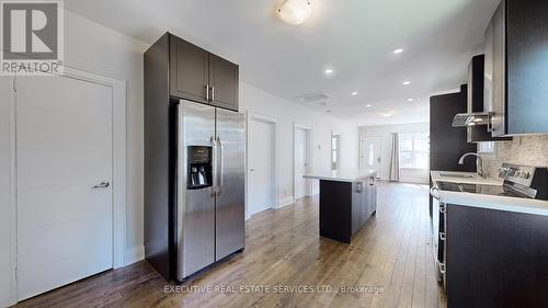 86 Bloor Street W, Oshawa, ON - Indoor Photo Showing Kitchen