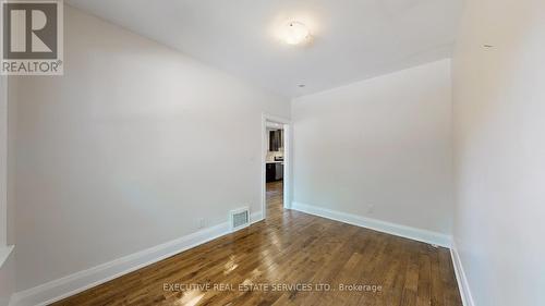 86 Bloor Street W, Oshawa, ON - Indoor Photo Showing Other Room