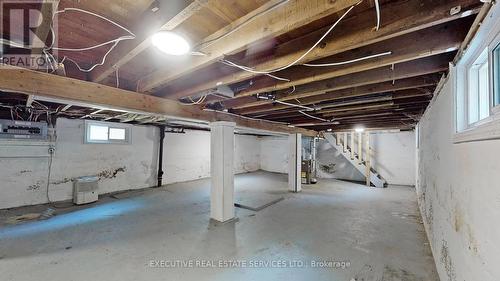 86 Bloor Street W, Oshawa, ON - Indoor Photo Showing Basement