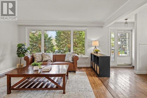 508 Peel Street, Whitby (Downtown Whitby), ON - Indoor Photo Showing Living Room