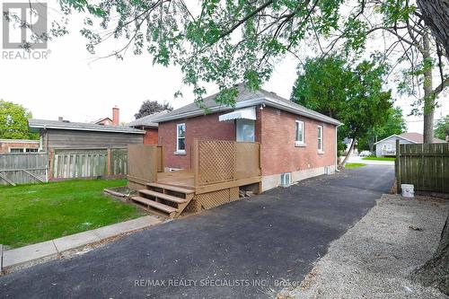 7031 Dorchester Road, Niagara Falls, ON - Indoor