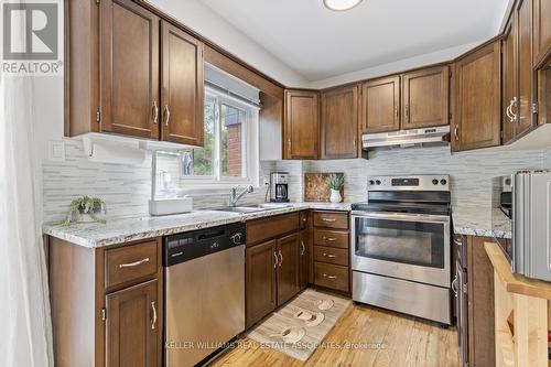 69 Dovercliffe Road, Guelph, ON - Indoor Photo Showing Kitchen