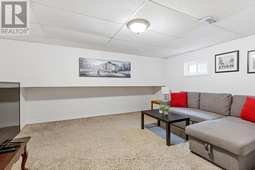 69 Dovercliffe Road, Guelph, ON - Indoor Photo Showing Living Room