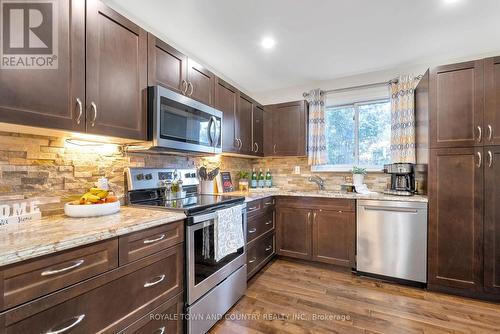 7 Donelda Court, Scugog (Blackstock), ON - Indoor Photo Showing Kitchen