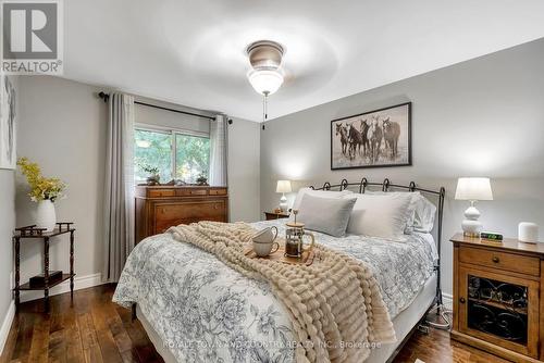 7 Donelda Court, Scugog (Blackstock), ON - Indoor Photo Showing Bedroom