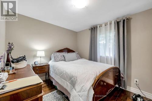 7 Donelda Court, Scugog (Blackstock), ON - Indoor Photo Showing Bedroom