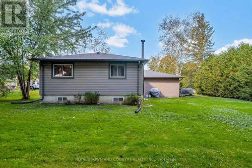 7 Donelda Court, Scugog (Blackstock), ON - Outdoor