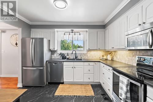 3324 Concession 3 Road, Clarington, ON - Indoor Photo Showing Kitchen