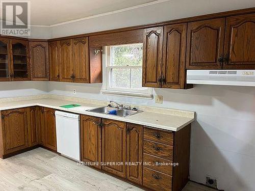 26 Pearce Street, Marmora And Lake, ON - Indoor Photo Showing Kitchen With Double Sink