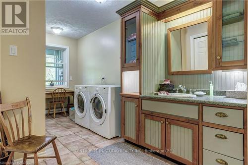 38 Sprucedale Drive, Kincardine, ON - Indoor Photo Showing Laundry Room