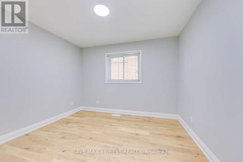 7230 Black Walnut Trail W, Mississauga, ON - Indoor Photo Showing Other Room