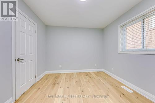 7230 Black Walnut Trail W, Mississauga, ON - Indoor Photo Showing Other Room